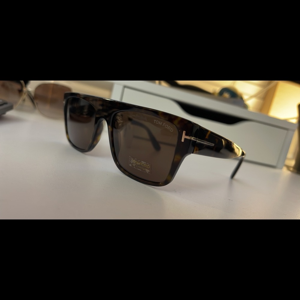 Tom Ford Dunning-02 Sunglasses (Size 55-19-145) $415